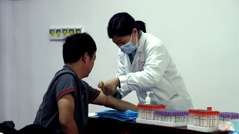 be0b5c8303d605bd7e2fd3b32072306